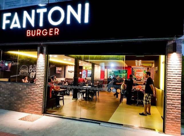 Fantoni Kitchen & Burger restaurant in Vitória, Brazil